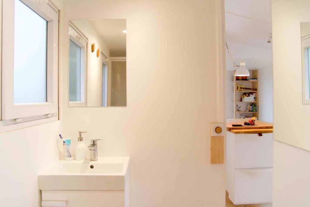 Eco Tiny Home & Office For Digital Nomads Vallmoll Exterior photo